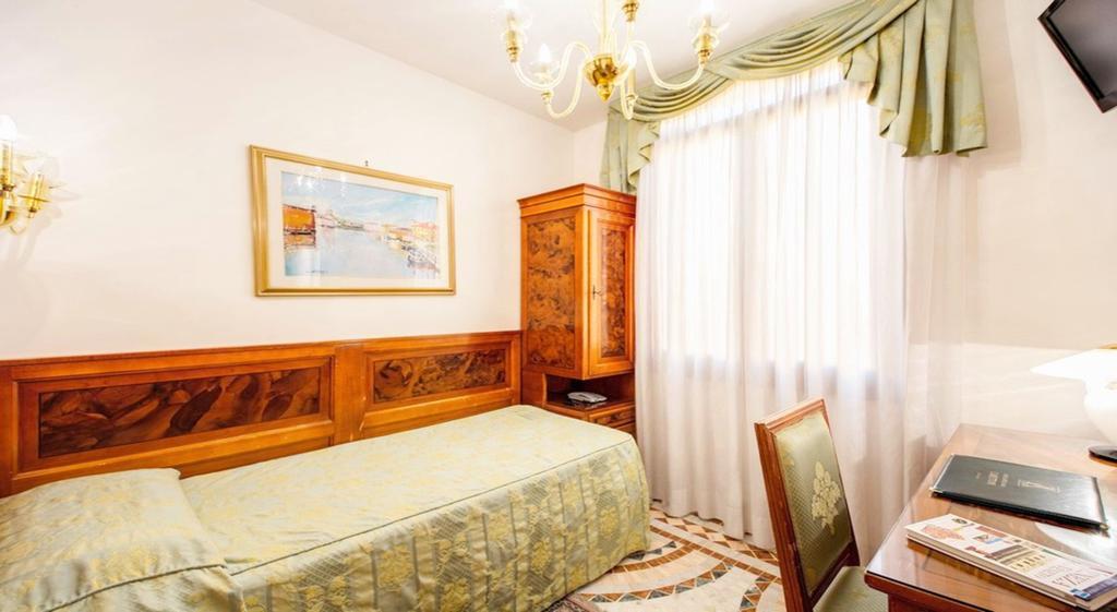 Antica Casa Carettoni Veneza Quarto foto